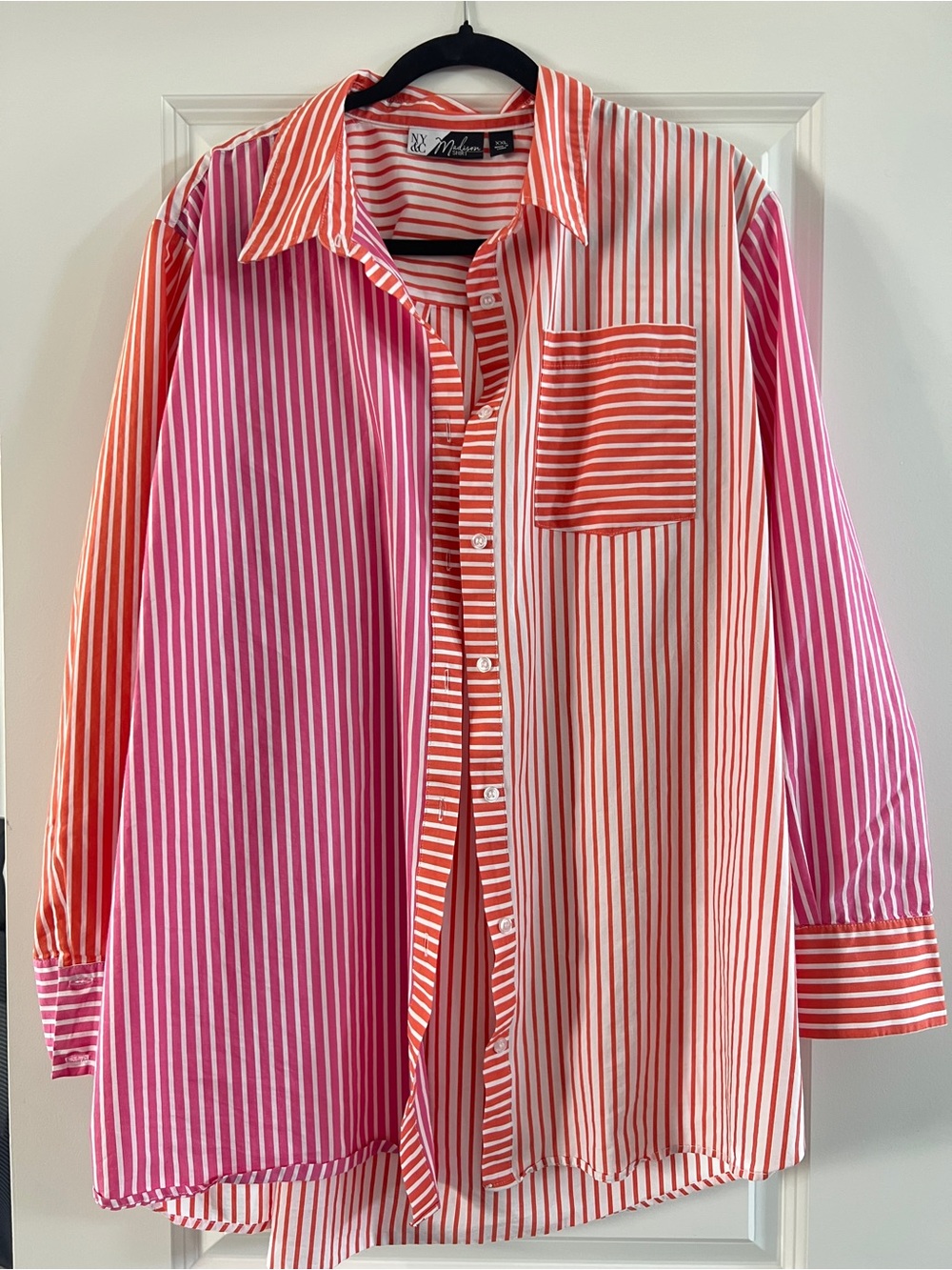 Madison Pink and Orange Striped Button-Down Shirt Oversize new